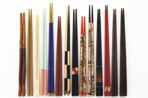 自分でやるよりもお得！名刺作成